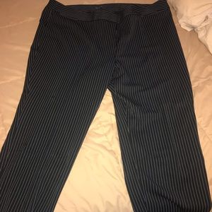Women’s Pants Size 24 **Never worn*